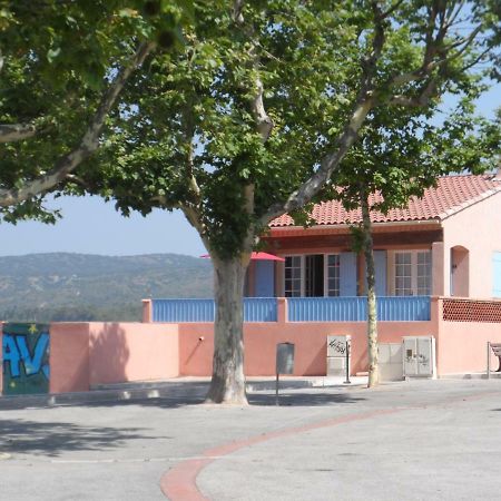 Place Du Chateau Pourrieres Екстер'єр фото
